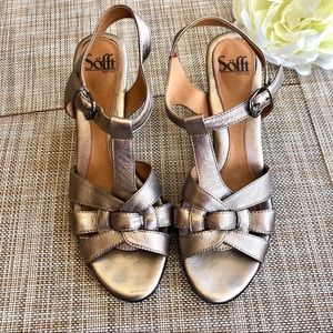 Sofft Sabana T Strap Sandal
